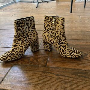 HALOGEN REAL CALF HAIR LEOPARD BOOTS!